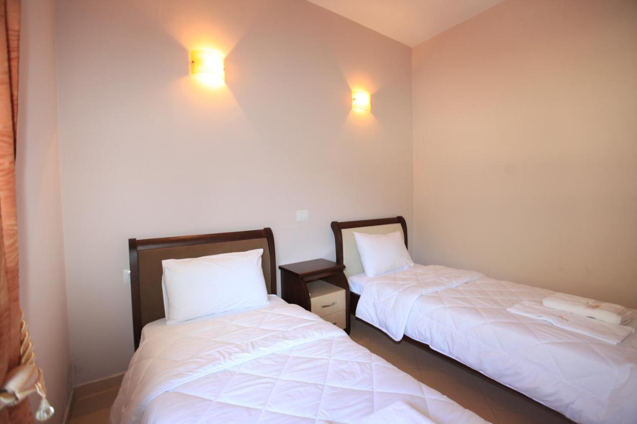 Hotel Gryka E Kelcyres Kültér fotó