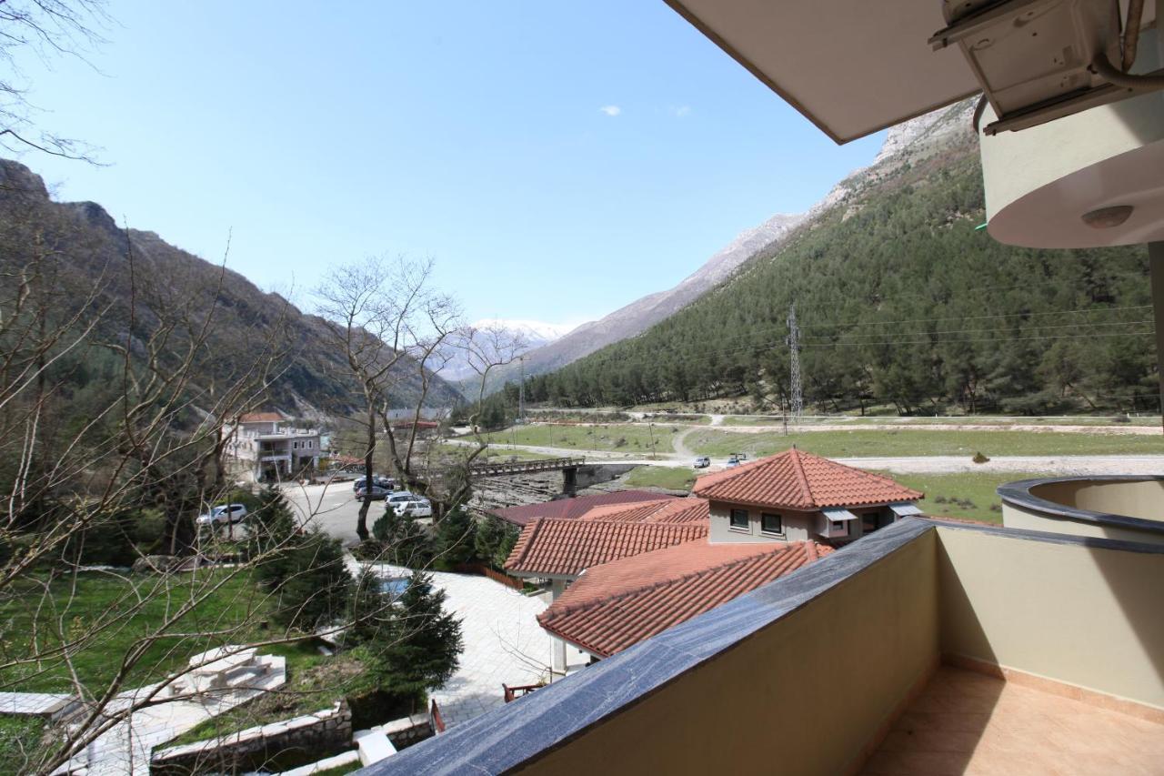 Hotel Gryka E Kelcyres Kültér fotó