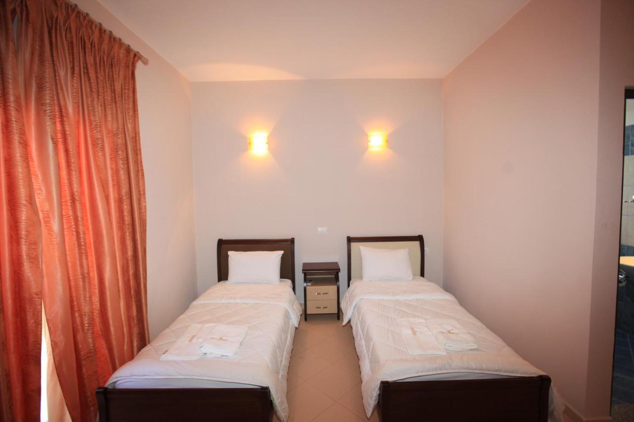 Hotel Gryka E Kelcyres Kültér fotó