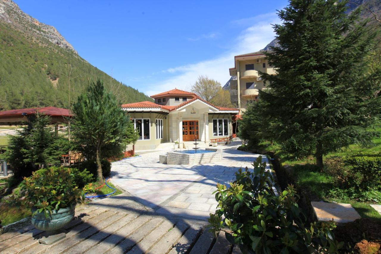 Hotel Gryka E Kelcyres Kültér fotó